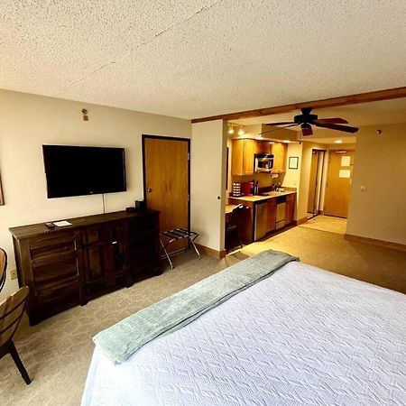 クレスティド・ビュートMt Cb Mountain Side With King Bed, Hot Tub, Pool & Kitchen!アパートメント エクステリア 写真