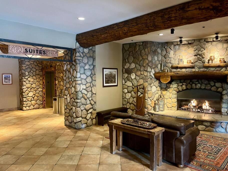 クレスティド・ビュートMt Cb Mountain Side With King Bed, Hot Tub, Pool & Kitchen!アパートメント エクステリア 写真