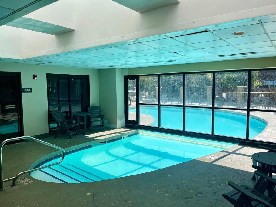 クレスティド・ビュートMt Cb Mountain Side With King Bed, Hot Tub, Pool & Kitchen!アパートメント エクステリア 写真